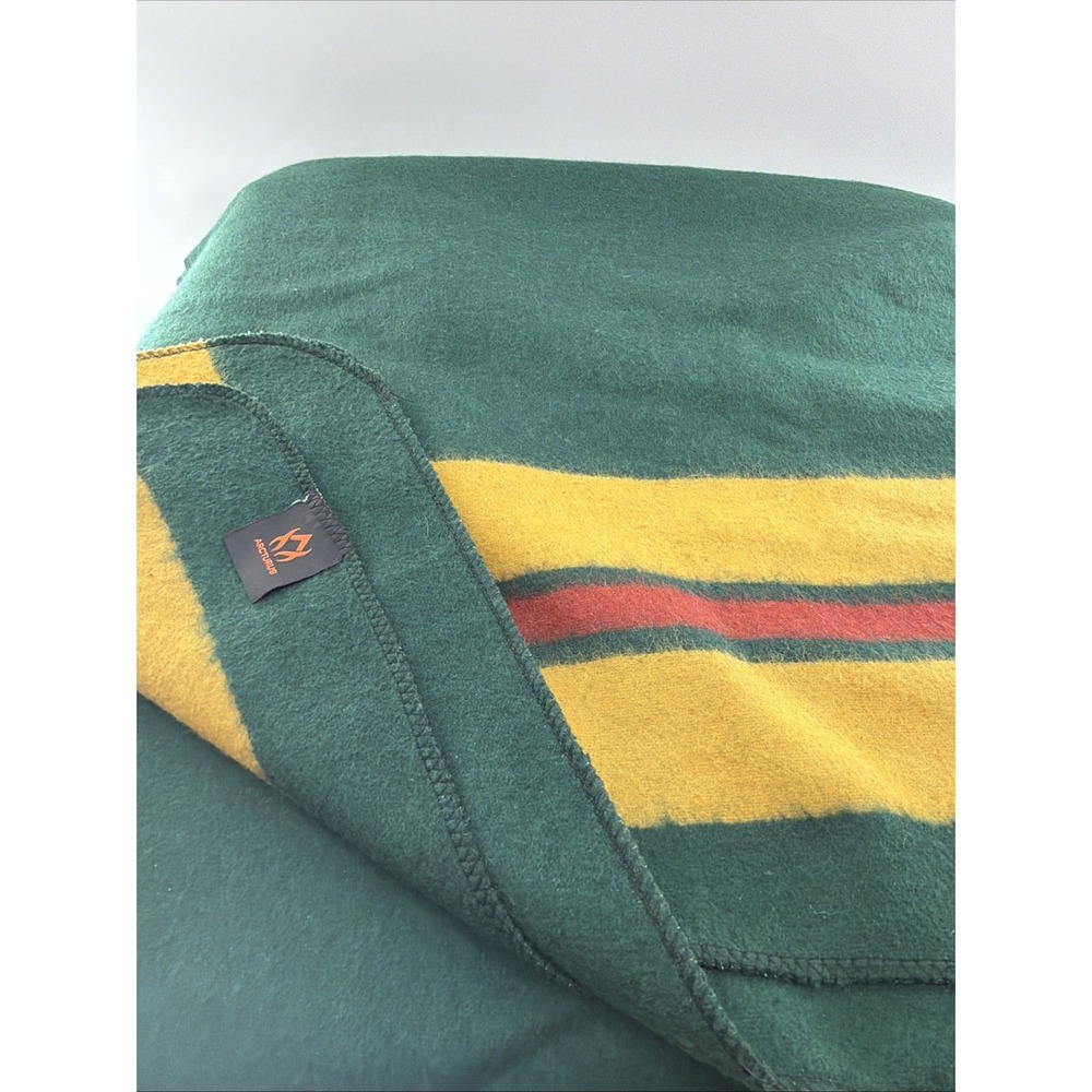 Arcturus Wool Blanket North Cascades 4.5 lbs 64" x 90" Twin Density 550 GSM